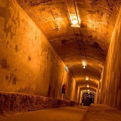 Guidet tur: Shelter under den spanske borgerkrig. spansk tur | voooya
