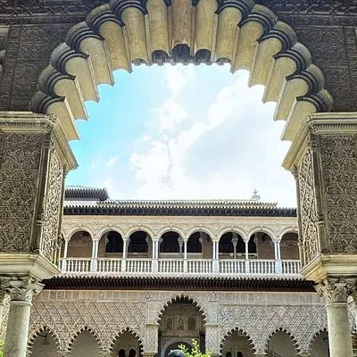 Tour Privado Alcázar y Catedral de Sevilla | voooya