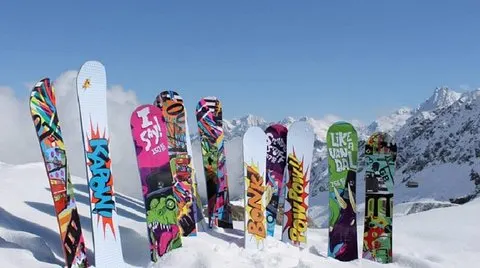 Mammoth Mountain Performance Snowboard Rental inkludert levering