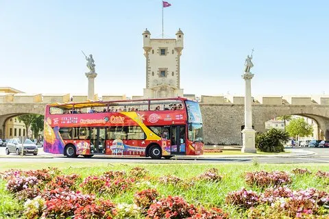 Visite de la ville de Cadix en bus hop-on hop-off