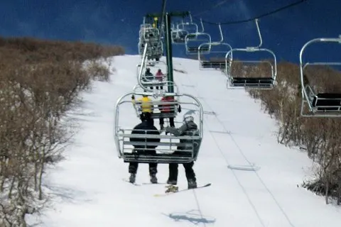 Mammoth Mountain Performance Ski Rental Inkludert Levering