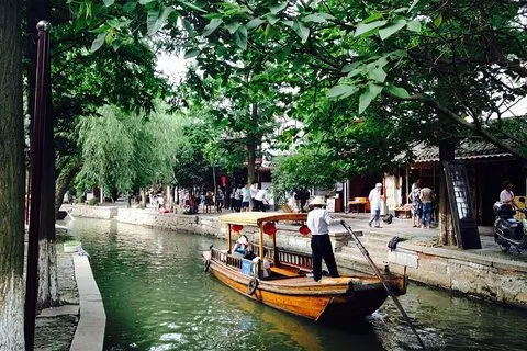 Visite privée de Shanghai: Zhujiajiao Water Town et promenade en bateau