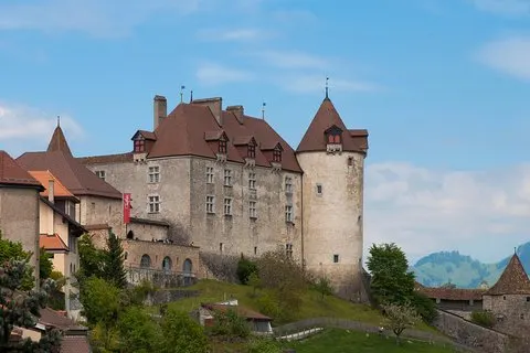 Gruyères-tur med oste- og sjokoladefabrikkbesøk fra Genève