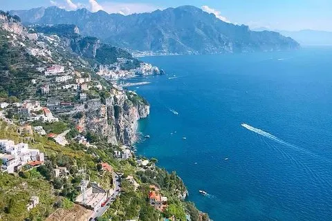 Visite privée de la côte amalfitaine: Positano, Amalfi & Ravello | voooya