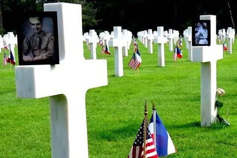 Ganztägige US Battlefields of Normandy Tour ab Bayeux (A3LST)