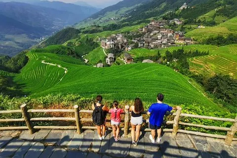 Privat dagstur för att besöka Longji Rice Terraces och Long Hair Village