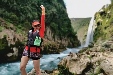 Show de Golondrinas, Cascada de Tamul en canoa y Cenote Cueva del Agua