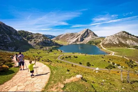 Ausflug zu den Picos de Europa Seen von Covadonga und Sanctuary