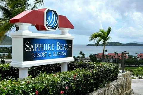 Paradise Taxi & Tours USVI-St Thomas- Luchthaventransfer Sapphire / Crystal Cove | voooya