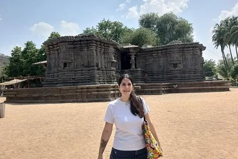Visite du temple aux mille piliers, du fort Warangal et du temple Ramappa | voooya