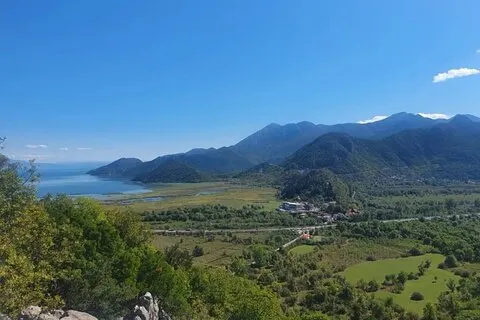 Tour privado por Montenegro-Podgorica/Budva, Cetinje, Lovcen