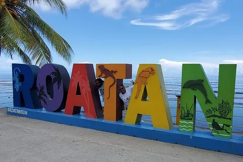 Økopark og strandtur i Roatan | voooya