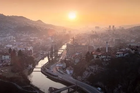 Sarajevo: tour privato a piedi con una guida (tour privato)