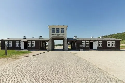 Tour histórico privado de 5 horas al campo de concentración de Gross Rosen