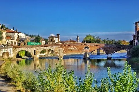 Verona: Privat anpassad vandringstur med guide (privat rundtur)