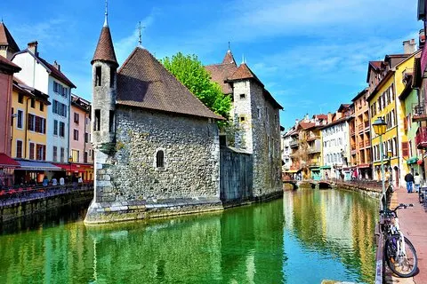Annecy - Venezia delle Alpi - Tour da Ginevra