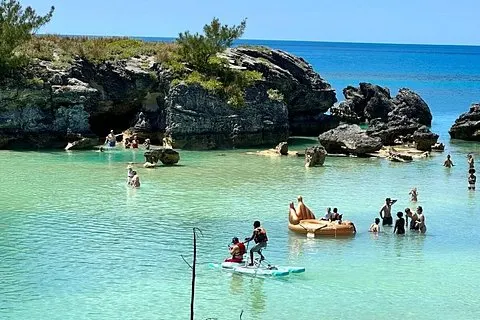 Crystal Cave, St. George et Tobacco Bay Beach