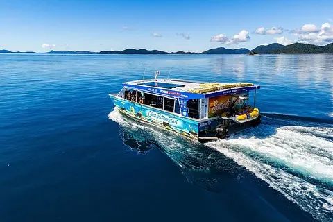 Airlie Beach Glass Boat Boat Tour