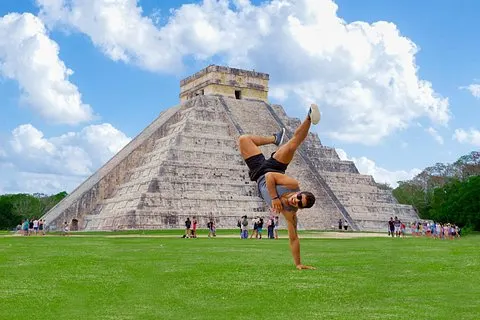 Chichen Itza by Van : Groupe Réduit, Guide Touristique, Voyage Rapide & Déjeuner
