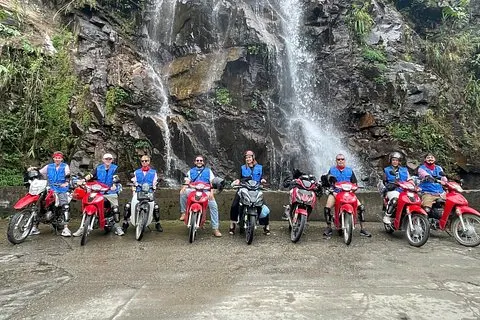 Balade avec Yolo Ha Giang: Pas de permis, pas de police, pas d'amendes | voooya