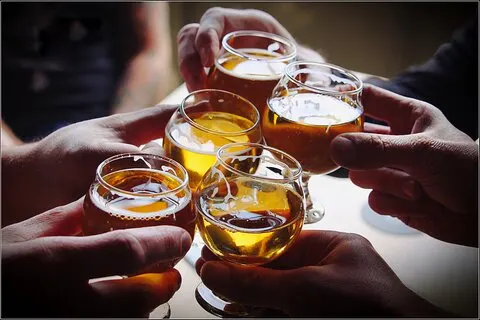 Piccolo gruppo - Napier Premium Winery, birra e sidro + 5.5h a 6h. | voooya