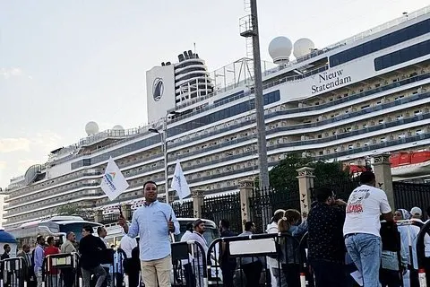 Vom Hafen Alexandria : Übernachtungstour nach Kairo & Alexandria