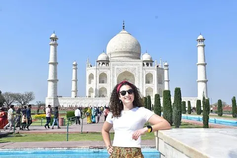 Tour guidato salta fila del forte di Taj Mahal e Agra con opzioni