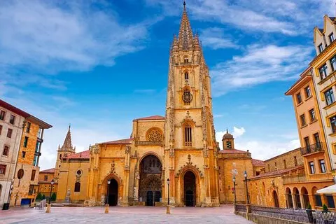 Private Tour durch Oviedo