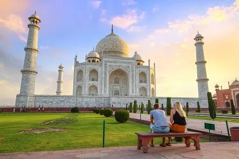Excursion privée d'une journée de Delhi à Agra et Taj Mahal en train express avec déjeuner