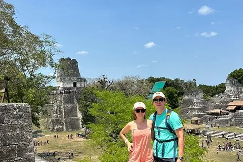 Ganztägige Tikal-Tour mit dem Flugzeug ab Guatemala-Stadt