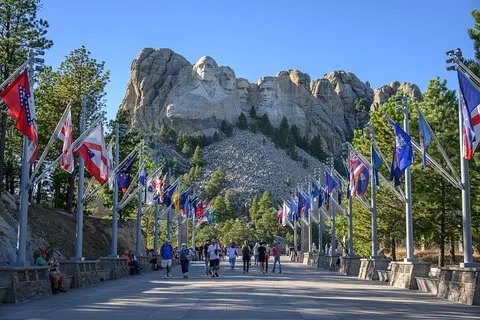 Excursão ao Monte Rushmore e Black Hills com duas refeições e um show de variedades musicais