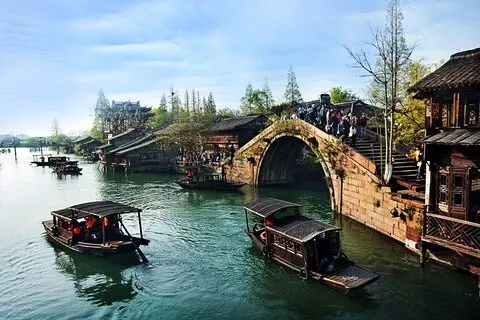De Shanghai : Visite privée de la ville aquatique de Zhujiajiao avec promenade en bateau