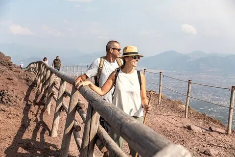 Tour salta-coda di Pompei e Vesuvio da Napoli