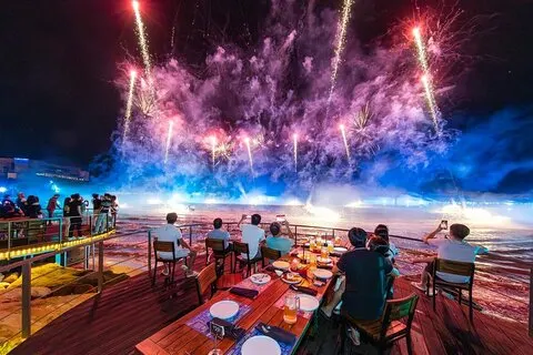 Romantisch diner met Symfonieshow & Kus van de Zee Vuurwerk