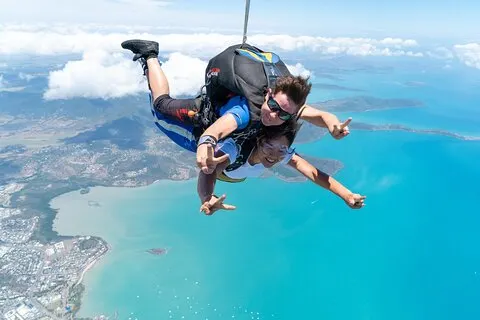 Airlie Beach Tandem Fallskärmshoppning över Whitsundayöarna
