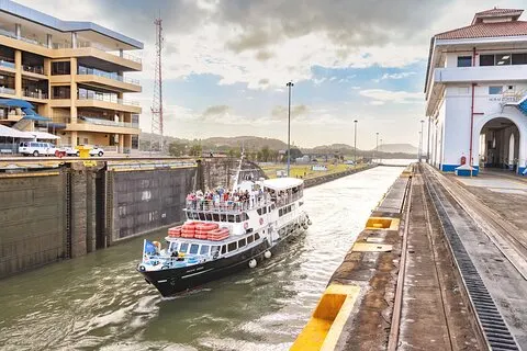Panamakanal: Teilweise Tour – in südlicher Richtung