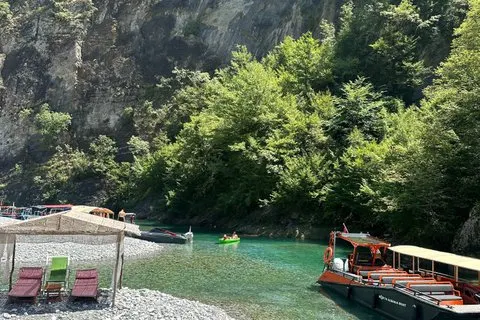 Daglig båttur fra Shkoder til Shala River