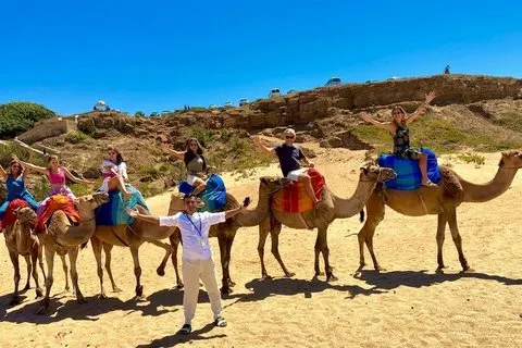 Excursión privada de día completo a Tánger con experiencia en camello