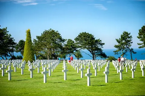 Gemeinsame Tour durch die Schlachtfelder der Normandie | D-Day Exkursion ab Cruise