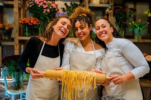 Bari Auszeichnung-gekrönter Chef Pasta, Tiramisu und Gelato Class | voooya