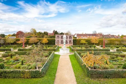 Hoteller i nærheden af Kenilworth Castle and Elizabethan Garden