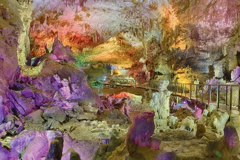 Visite intelligente de la grotte de Kutaisi Prometheus et du canyon Martvili