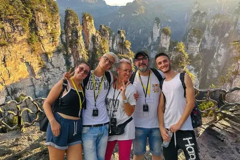 1 - 2 jours Visites tout compris : Mt Avatar, pont de verre, Mt Tianmen