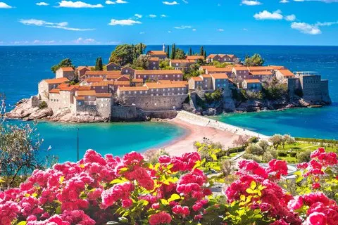Tirana : Excursion d'une journée au Monténégro, Budva et Sveti Stefan