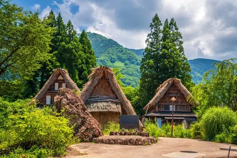 Shirakawago und Kanazawa ab Kanazawa