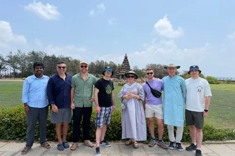 Visiter Kanchipuram et Mahabalipuram : Visite privée d'une journée | voooya