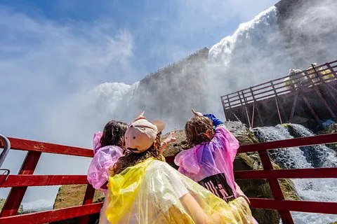 Niagara Falls USA Express Maid of the Mist and Cave Tour | voooya