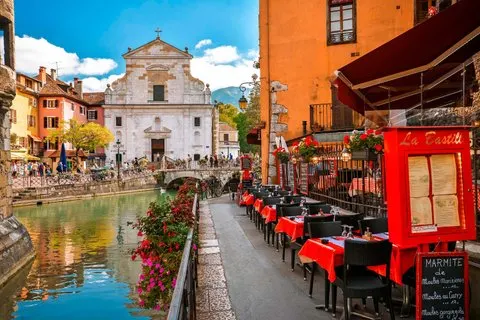 Annecy Walking Tour mit Audioguide auf Ihrem Smartphone | Voooya.com